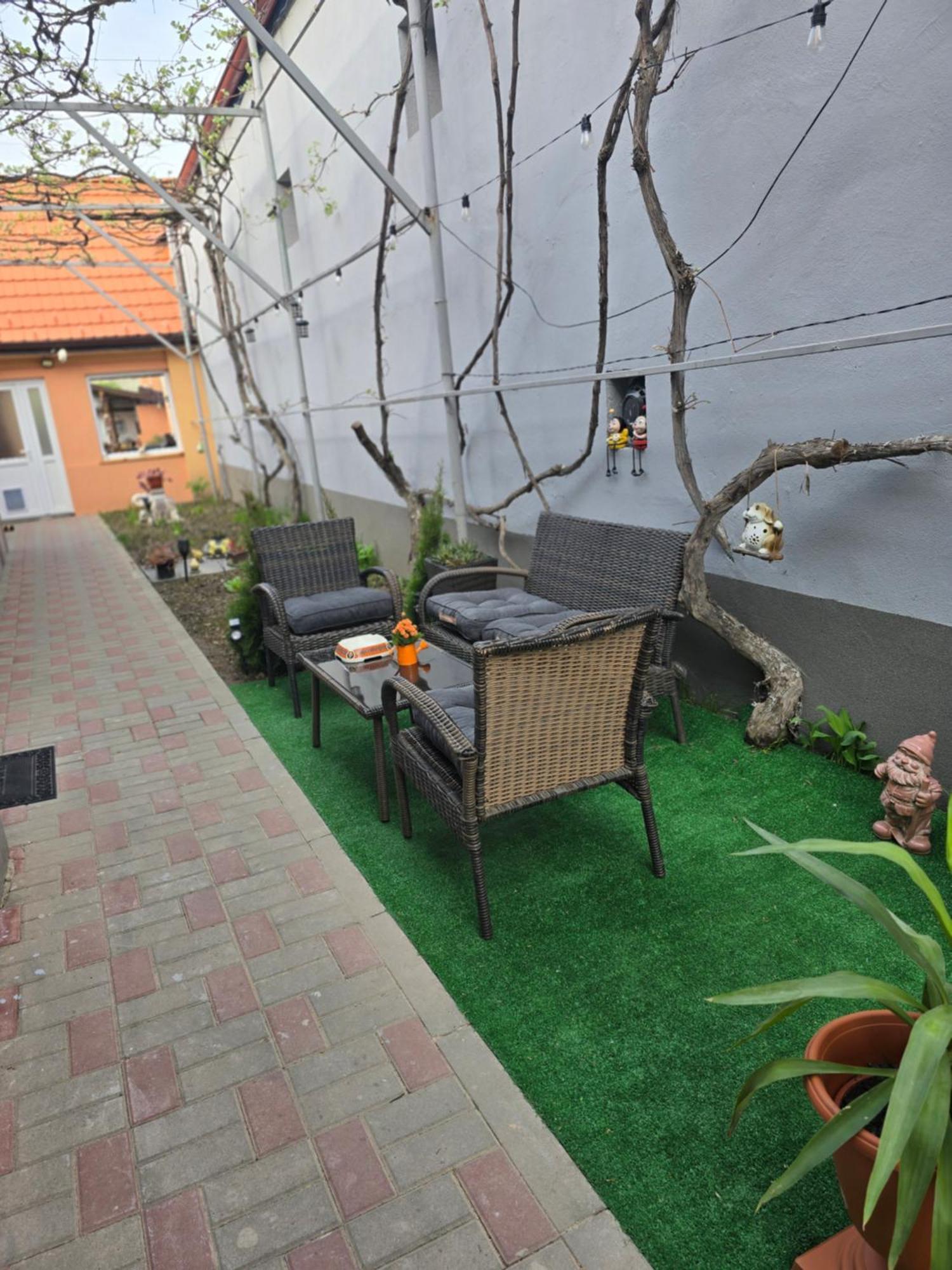 Eldi House